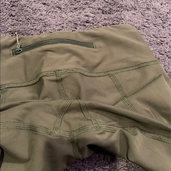 lululemon leggings - Picture 3 of 6